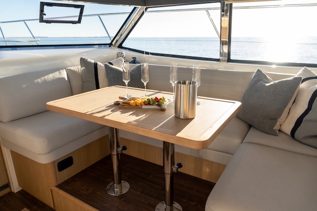 Aquila 42 Yacht-15