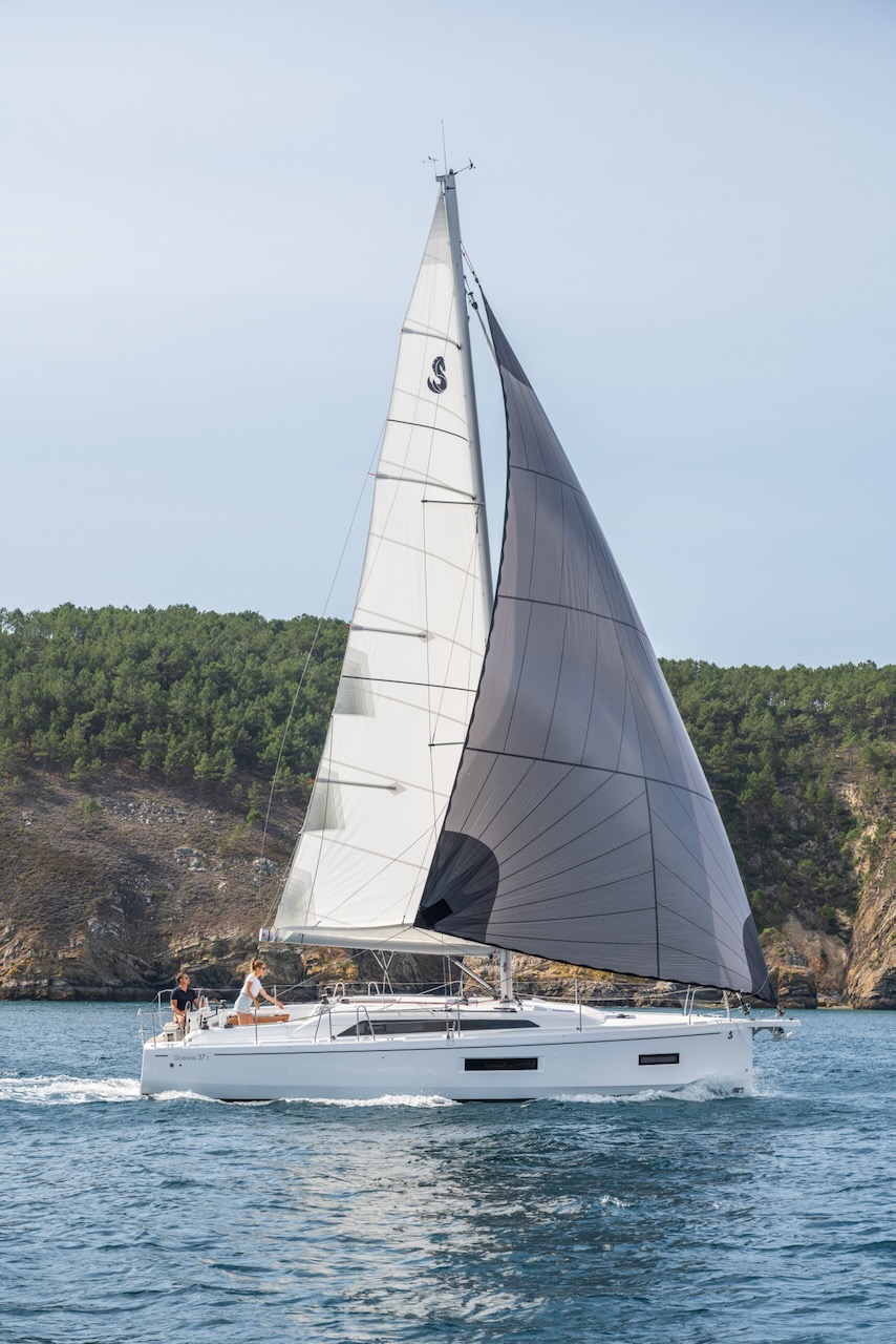 Oceanis 37.1-15